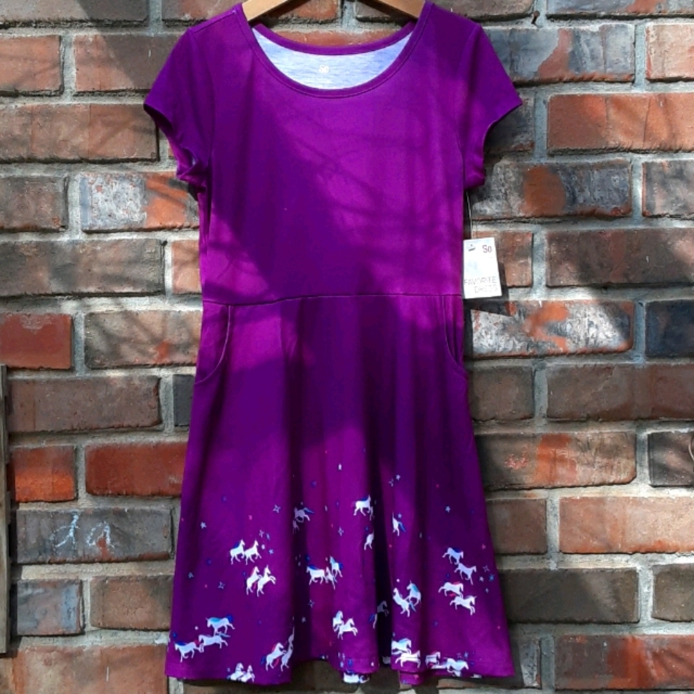 Girls dress
